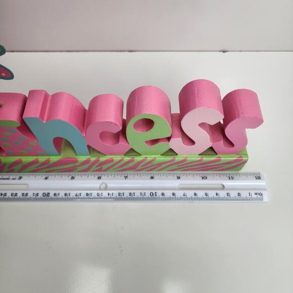 Princess Wood Carved Sign Décor Painted Vibrant Colors Shelf Sitting Design - Picture 7 of 9
